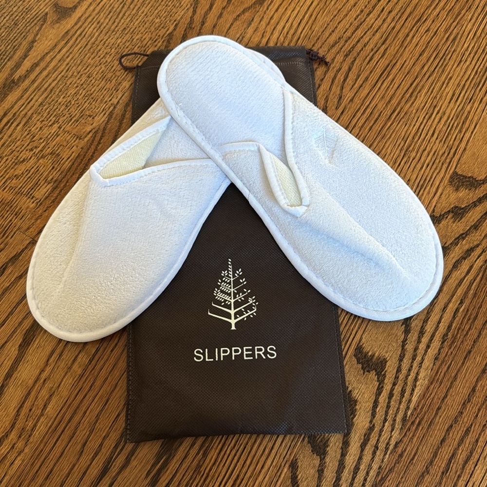 Four Seasons Hotel New Large Slippers
